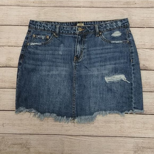 True Craft‎ Distressed Mini Jean Skirt